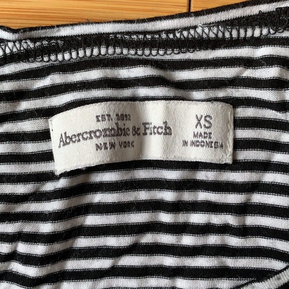 A&F Stripe T-Shirt - Picture 2 of 4